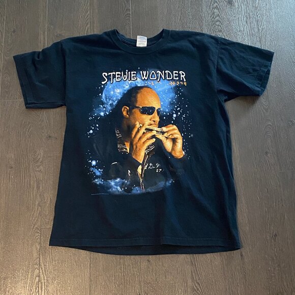 RARE 2008 STEVIE WONDER TOUR 'A WONDER SUMMER'S NIGHT' T-SHIRT SIZE LARGE - Picture 1 of 7